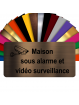 Plaque - Maison Sous Alarme Et Vidéosurveillance - Autocollante – Plaque De Maison PVC Adhésive 10 x 5 cm (Bronze écrit Noir)