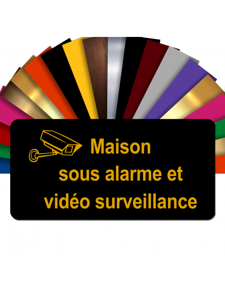 Plaque - Maison Sous Alarme Et Vidéosurveillance - Autocollante – Plaque De Maison PVC Adhésive 10 x 5 cm (Noir écrit Or) Plaque - Maison Sous Alarme Et Vidéosurveillance - Autocollante – Plaque De Maison PVC Adhésive 10 x 5 cm (Noir écrit Or)