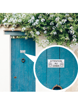 Plaque Attention Au Chien Autocollante – Plaque De Maison PVC Adhésive 10 x 5 cm (Gris Mat)